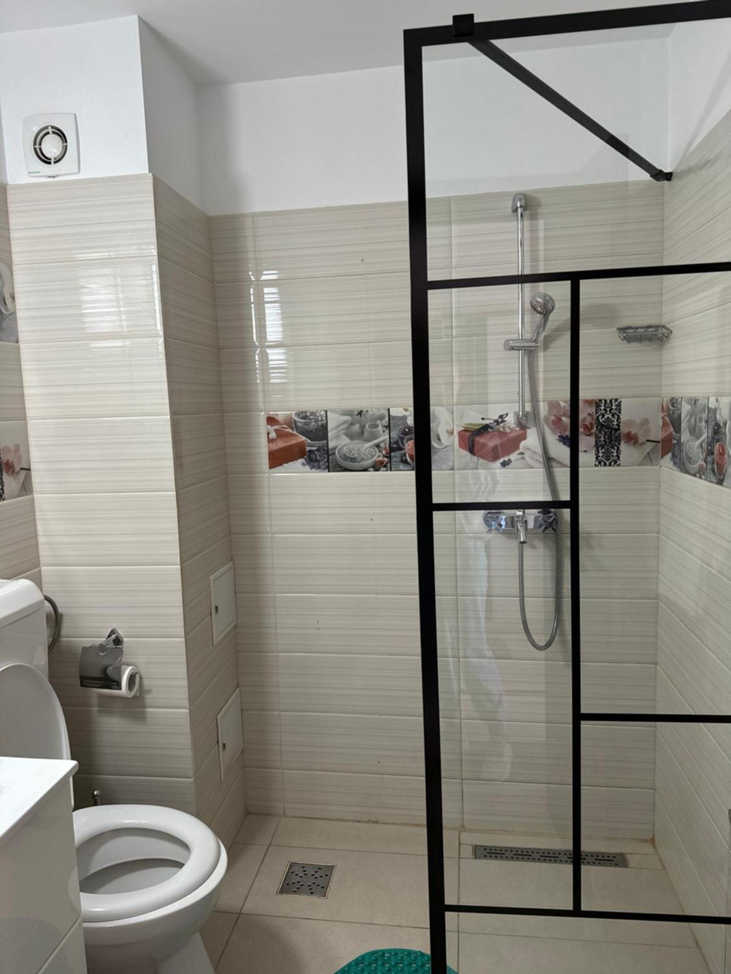 אוטופן Fast Airport Accomodation מראה חיצוני תמונה